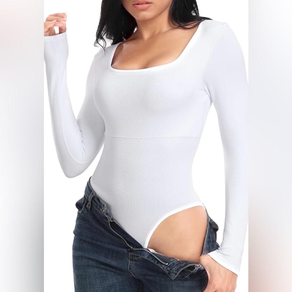 SWS CONTOUR Women’s Casual Minimalist Basic White Long Sleeve Bodysuit